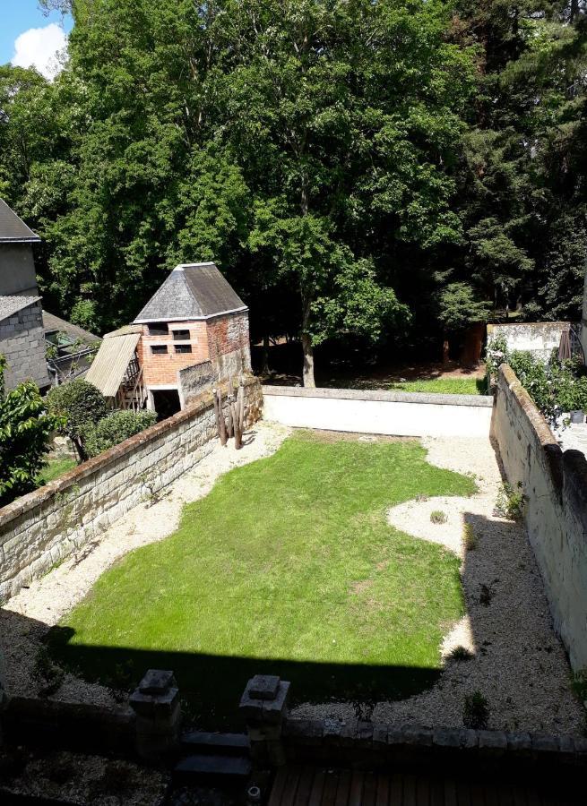 L'Eau Reine Apartment Saumur Bagian luar foto